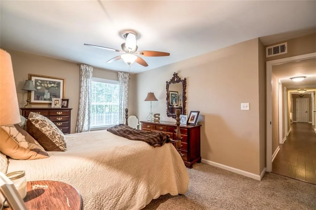 102 Brighton Point, Atlanta, Georgia 30328, 3 Bedrooms Bedrooms, ,2 BathroomsBathrooms,Residential,Sold,102 Brighton Point,5861439