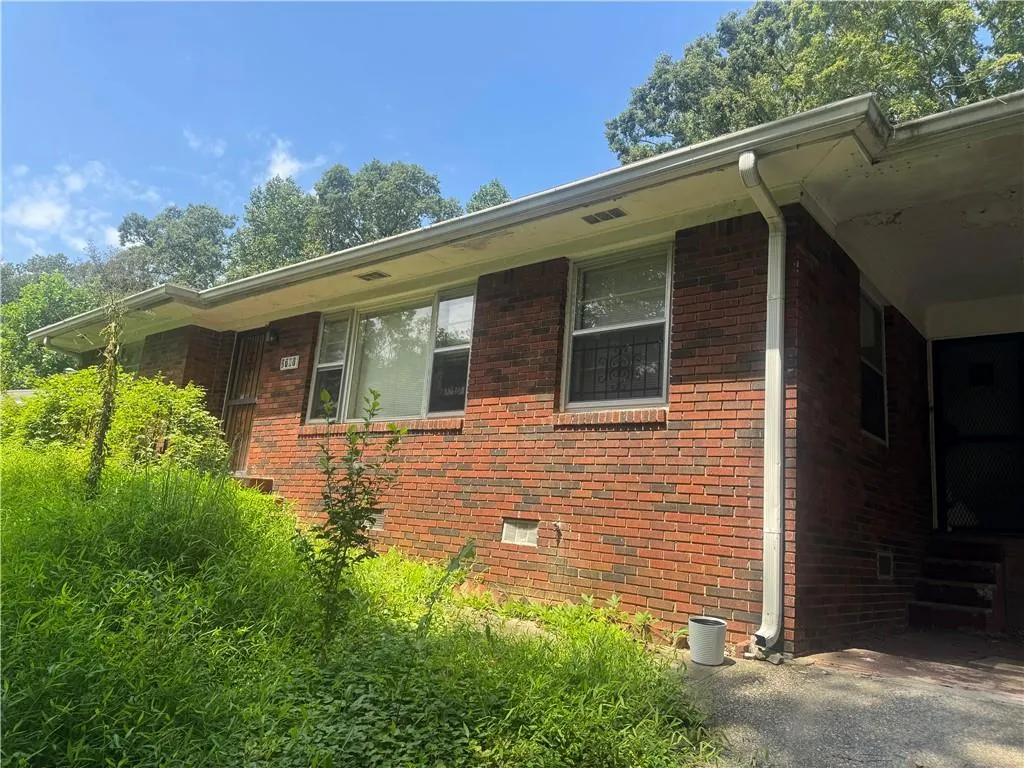 2791 Baker Ridge Drive Nw, Atlanta, Georgia 30318, 3 Bedrooms Bedrooms, ,1 BathroomBathrooms,Residential,For Sale,2791 Baker Ridge Drive Nw,7666001