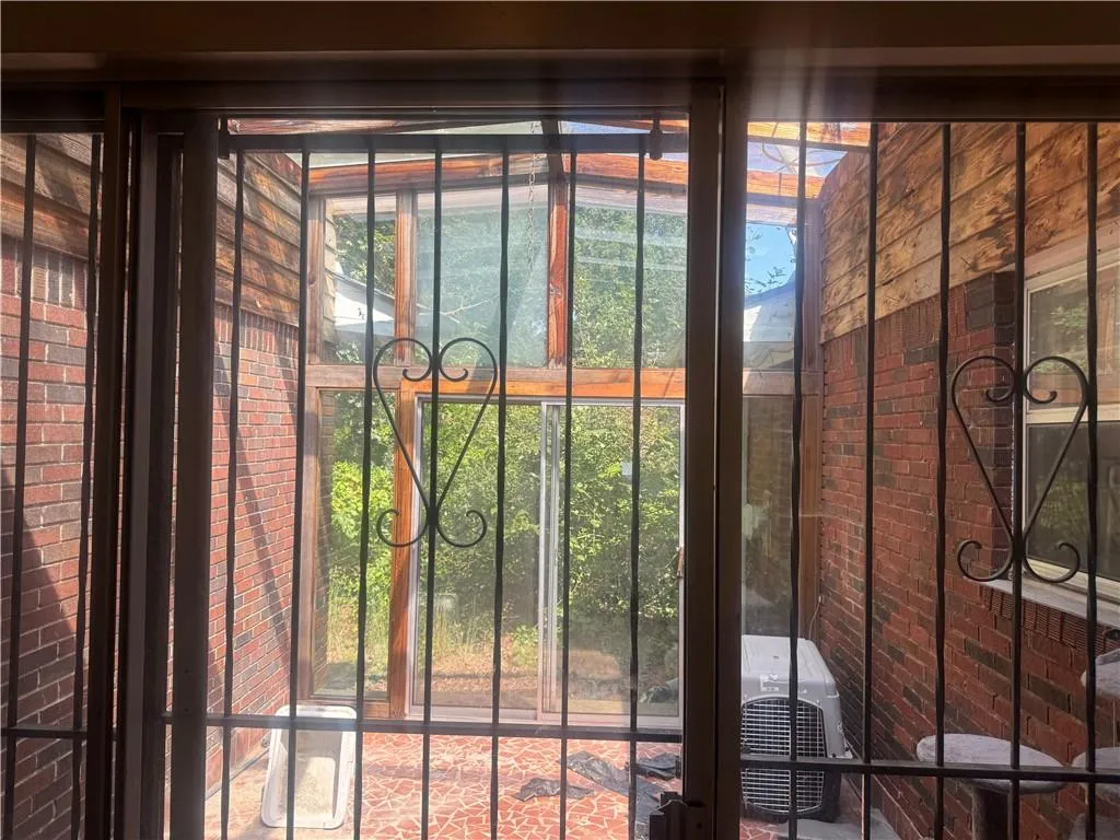 2791 Baker Ridge Drive Nw, Atlanta, Georgia 30318, 3 Bedrooms Bedrooms, ,1 BathroomBathrooms,Residential,For Sale,2791 Baker Ridge Drive Nw,7666001