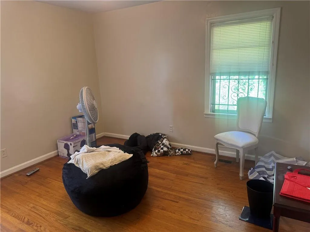 2791 Baker Ridge Drive Nw, Atlanta, Georgia 30318, 3 Bedrooms Bedrooms, ,1 BathroomBathrooms,Residential,For Sale,2791 Baker Ridge Drive Nw,7666001