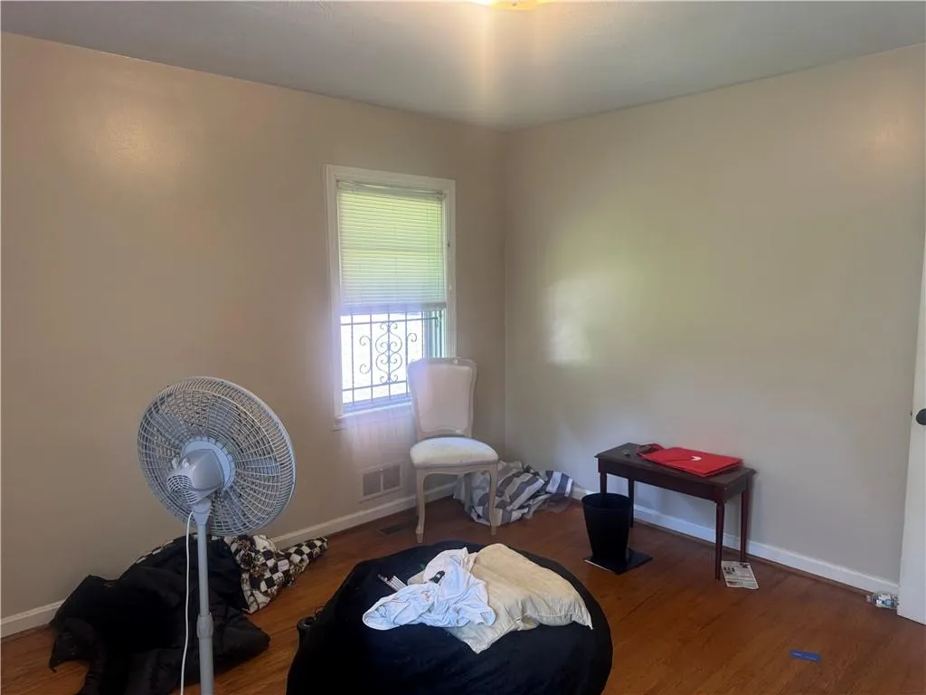 2791 Baker Ridge Drive Nw, Atlanta, Georgia 30318, 3 Bedrooms Bedrooms, ,1 BathroomBathrooms,Residential,For Sale,2791 Baker Ridge Drive Nw,7666001