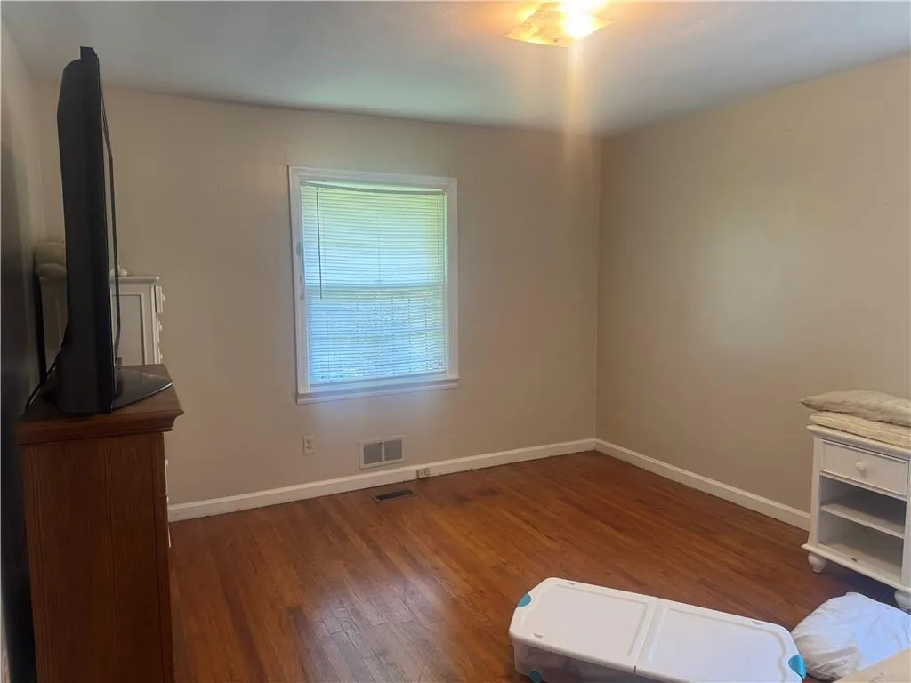 2791 Baker Ridge Drive Nw, Atlanta, Georgia 30318, 3 Bedrooms Bedrooms, ,1 BathroomBathrooms,Residential,For Sale,2791 Baker Ridge Drive Nw,7666001