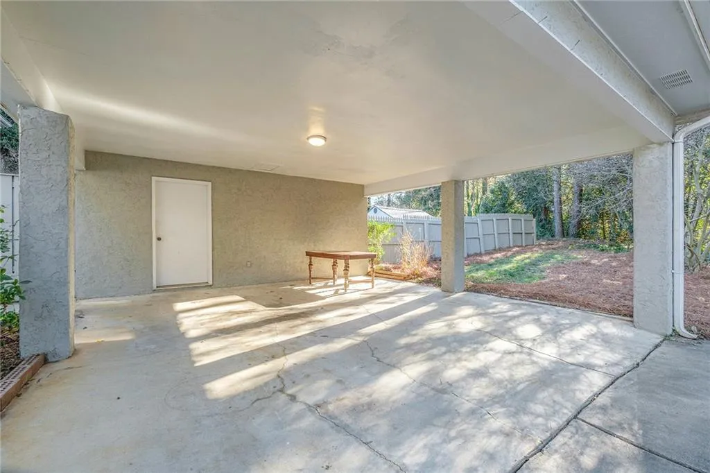 8990 Carroll Manor Drive, Sandy Springs, Georgia 30350, 2 Bedrooms Bedrooms, ,2 BathroomsBathrooms,Residential,Sold,8990 Carroll Manor Drive,6816872