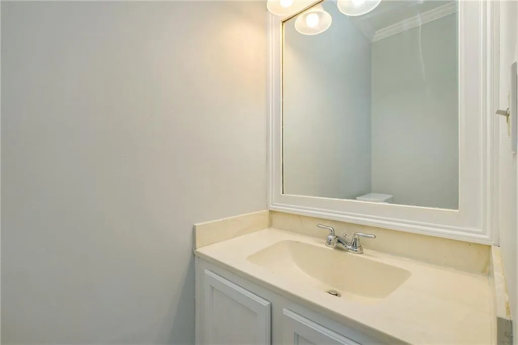 8990 Carroll Manor Drive, Sandy Springs, Georgia 30350, 2 Bedrooms Bedrooms, ,2 BathroomsBathrooms,Residential,Sold,8990 Carroll Manor Drive,6816872