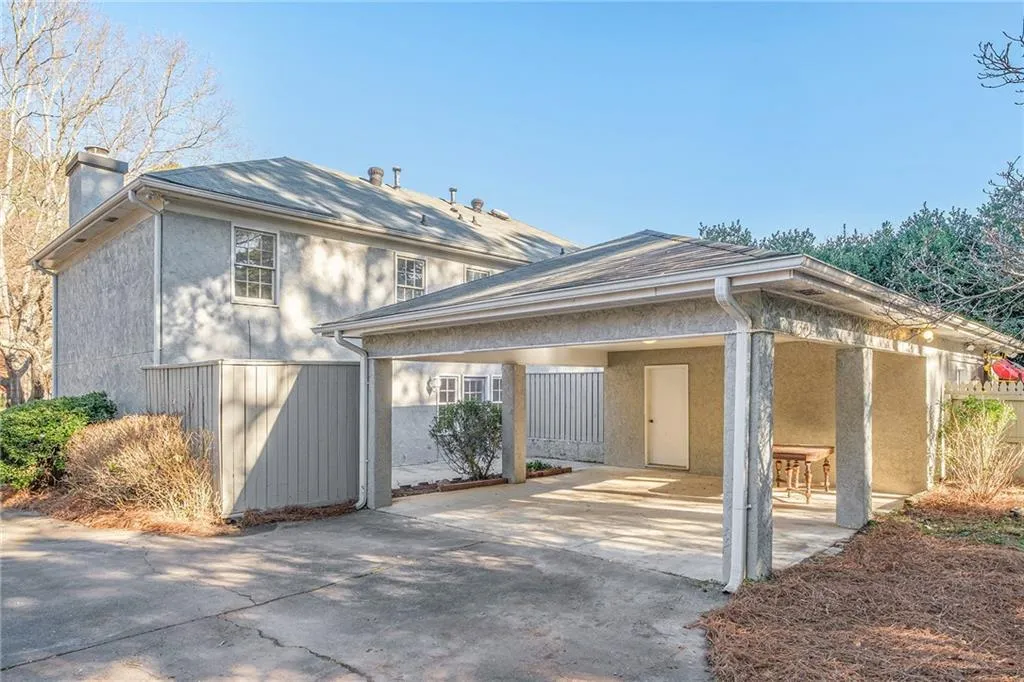 8990 Carroll Manor Drive, Sandy Springs, Georgia 30350, 2 Bedrooms Bedrooms, ,2 BathroomsBathrooms,Residential,Sold,8990 Carroll Manor Drive,6816872