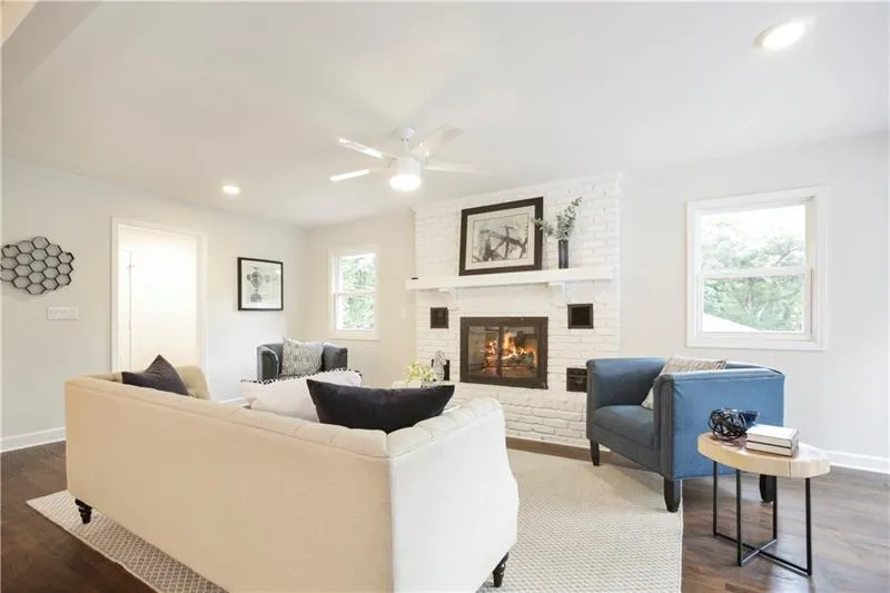 285 Elden Drive, Atlanta, Georgia 30342, 3 Bedrooms Bedrooms, ,2 BathroomsBathrooms,Residential,Sold,285 Elden Drive,6639612