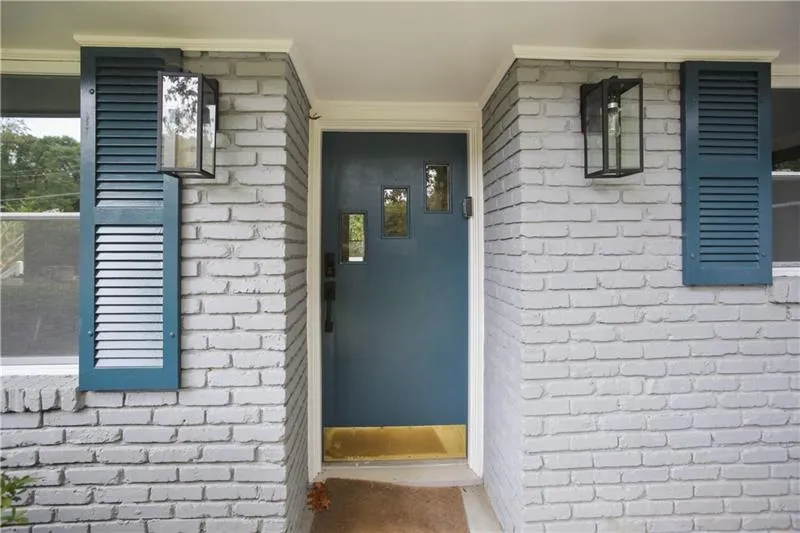 285 Elden Drive, Atlanta, Georgia 30342, 3 Bedrooms Bedrooms, ,2 BathroomsBathrooms,Residential,Sold,285 Elden Drive,6639612
