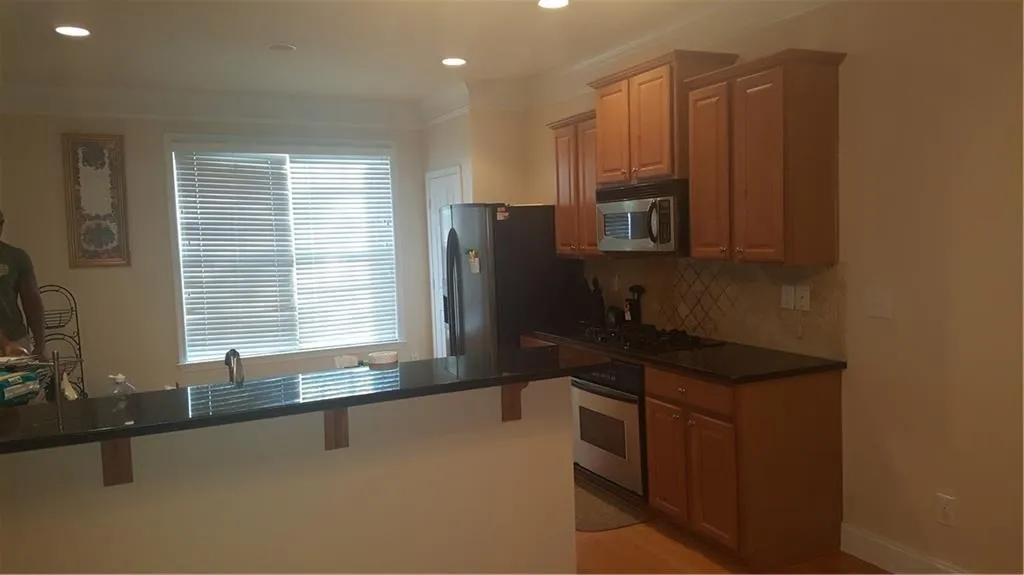 618 Pember Point, Sandy Springs, Georgia 30350, 4 Bedrooms Bedrooms, ,3 BathroomsBathrooms,Residential,Sold,618 Pember Point,5774893