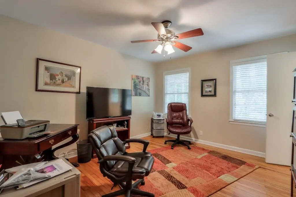 525 Carol Way Nw, Sandy Springs, Georgia 30327, 4 Bedrooms Bedrooms, ,3 BathroomsBathrooms,Residential,Sold,525 Carol Way Nw,7026197