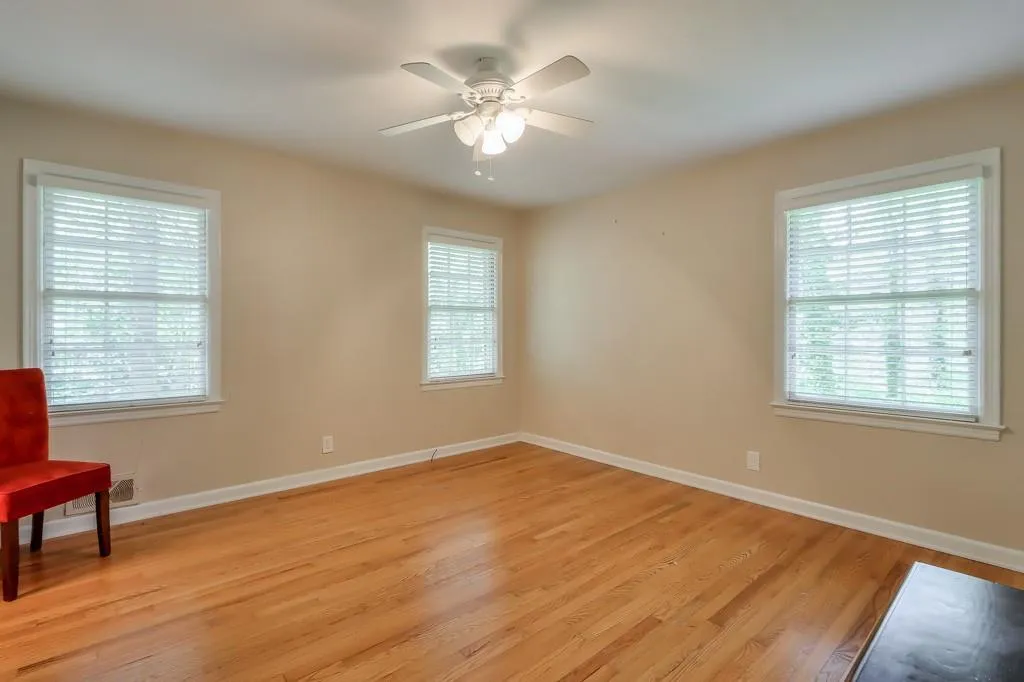 525 Carol Way Nw, Sandy Springs, Georgia 30327, 4 Bedrooms Bedrooms, ,3 BathroomsBathrooms,Residential,Sold,525 Carol Way Nw,7026197