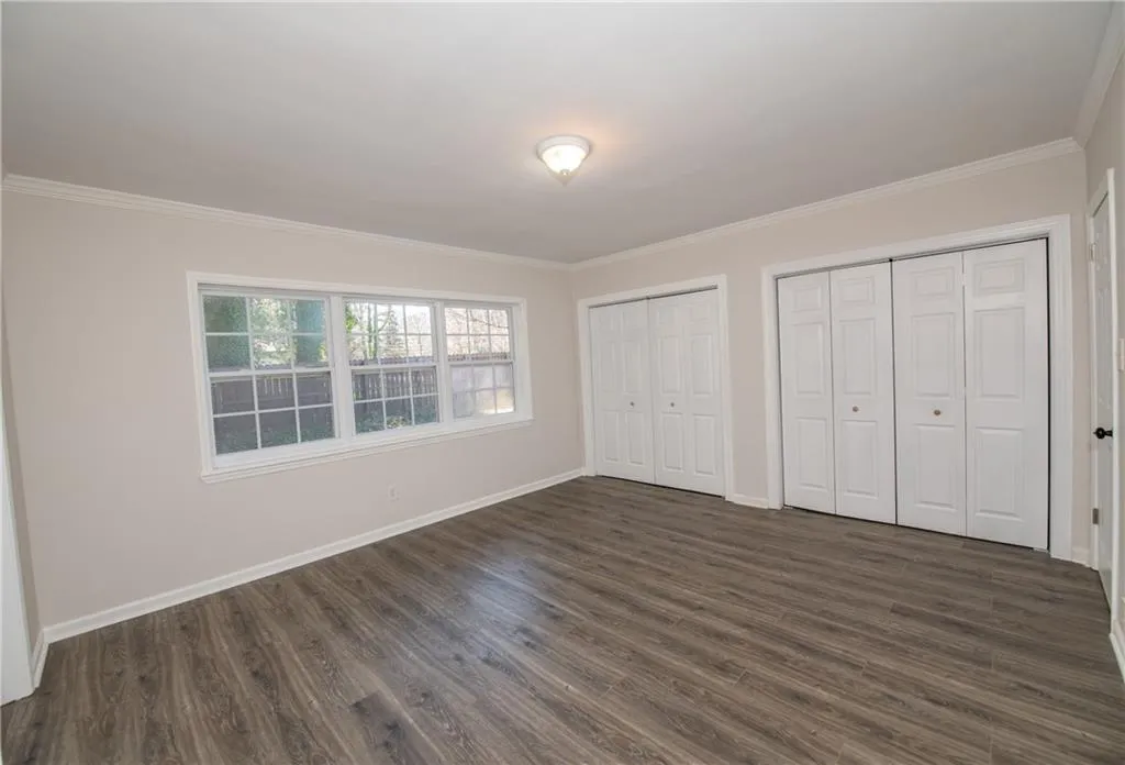 415 Hammond Drive, Sandy Springs, Georgia 30328, 3 Bedrooms Bedrooms, ,2 BathroomsBathrooms,Residential,Sold,415 Hammond Drive,6829925
