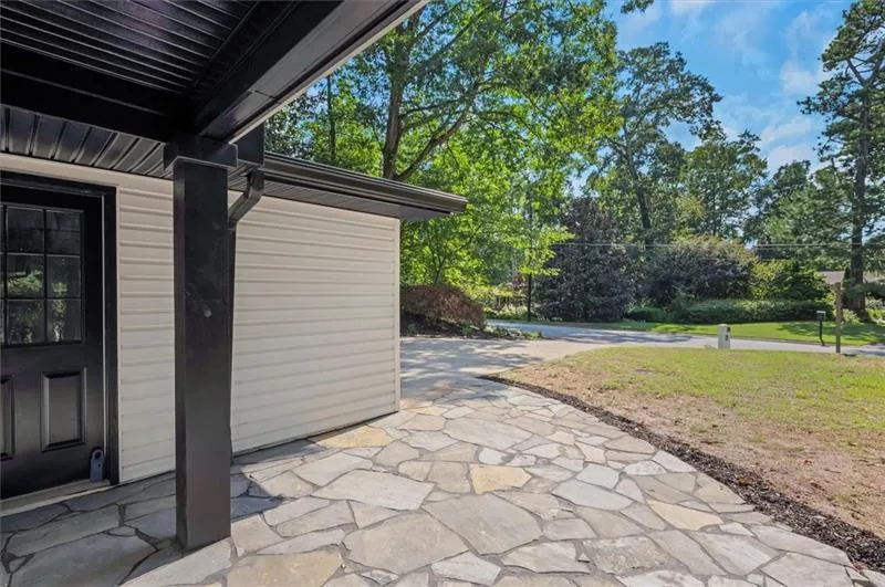 130 Bonnie Lane Ne, Atlanta, Georgia 30328, 4 Bedrooms Bedrooms, ,4 BathroomsBathrooms,Residential,Sold,130 Bonnie Lane Ne,7652516