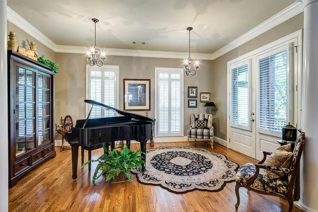 3127 Lenox Road Ne Unit 3, Atlanta, Georgia 30324, 3 Bedrooms Bedrooms, ,3 BathroomsBathrooms,Residential,Sold,3127 Lenox Road Ne Unit 3,5706364