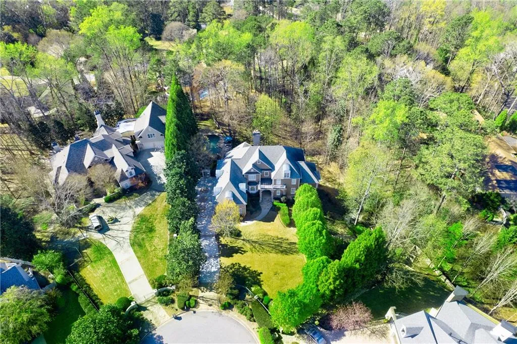 465 Montwicke Chase, Atlanta, Georgia 30327, 5 Bedrooms Bedrooms, ,5 BathroomsBathrooms,Residential,Sold,465 Montwicke Chase,7187962