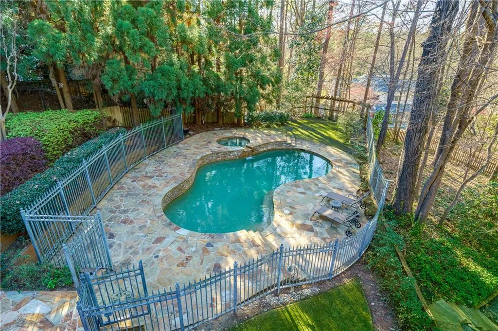 465 Montwicke Chase, Atlanta, Georgia 30327, 5 Bedrooms Bedrooms, ,5 BathroomsBathrooms,Residential,Sold,465 Montwicke Chase,7187962