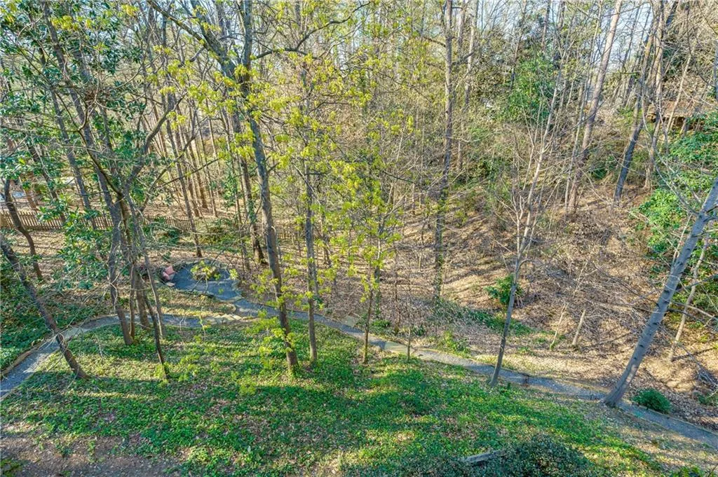 465 Montwicke Chase, Atlanta, Georgia 30327, 5 Bedrooms Bedrooms, ,5 BathroomsBathrooms,Residential,Sold,465 Montwicke Chase,7187962