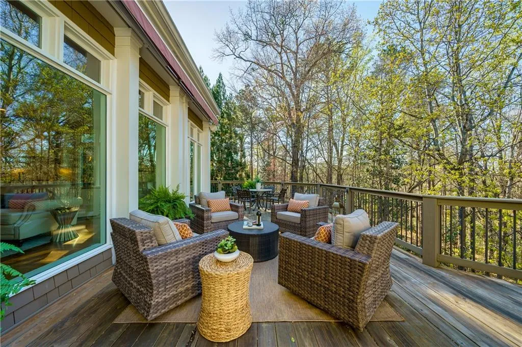 465 Montwicke Chase, Atlanta, Georgia 30327, 5 Bedrooms Bedrooms, ,5 BathroomsBathrooms,Residential,Sold,465 Montwicke Chase,7187962
