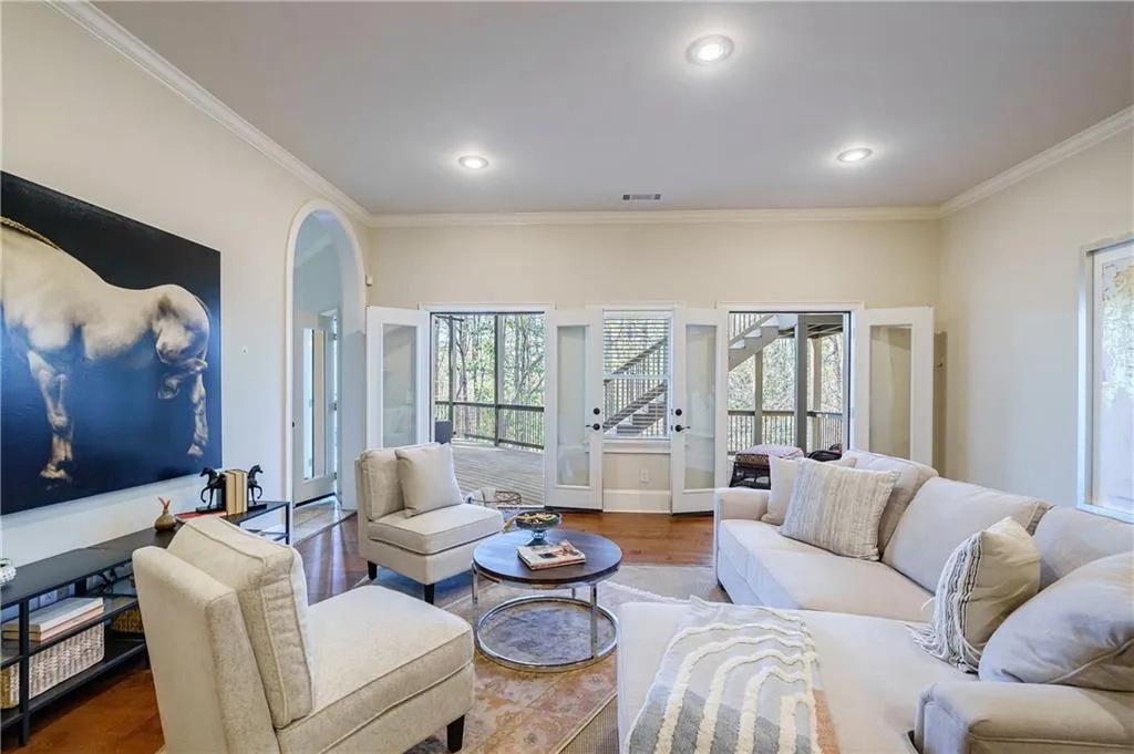 465 Montwicke Chase, Atlanta, Georgia 30327, 5 Bedrooms Bedrooms, ,5 BathroomsBathrooms,Residential,Sold,465 Montwicke Chase,7187962