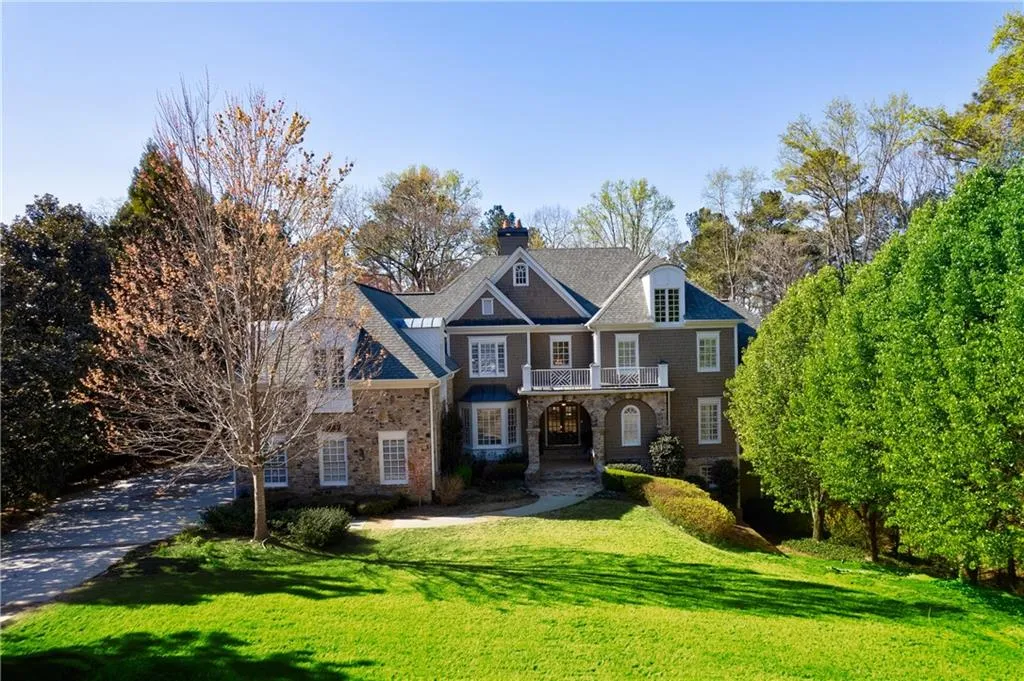 465 Montwicke Chase, Atlanta, Georgia 30327, 5 Bedrooms Bedrooms, ,5 BathroomsBathrooms,Residential,Sold,465 Montwicke Chase,7187962