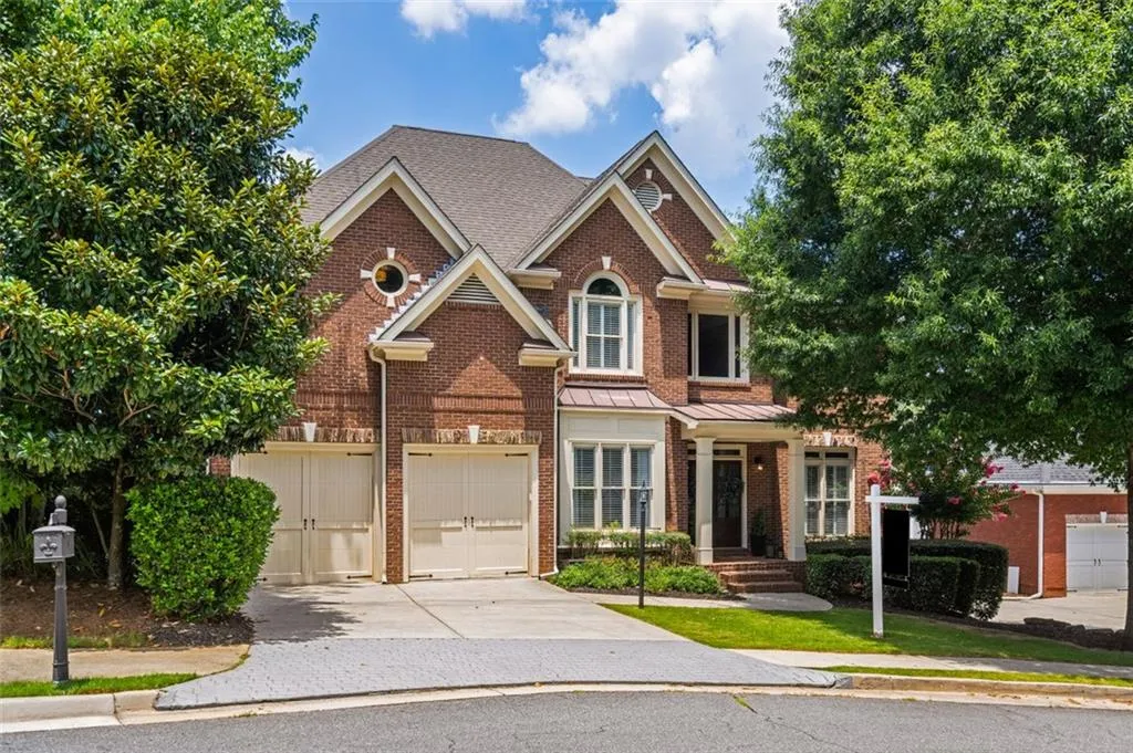 700 Glenferry Trail, Sandy Springs, Georgia 30328, 6 Bedrooms Bedrooms, ,5 BathroomsBathrooms,Residential,Sold,700 Glenferry Trail,6922295