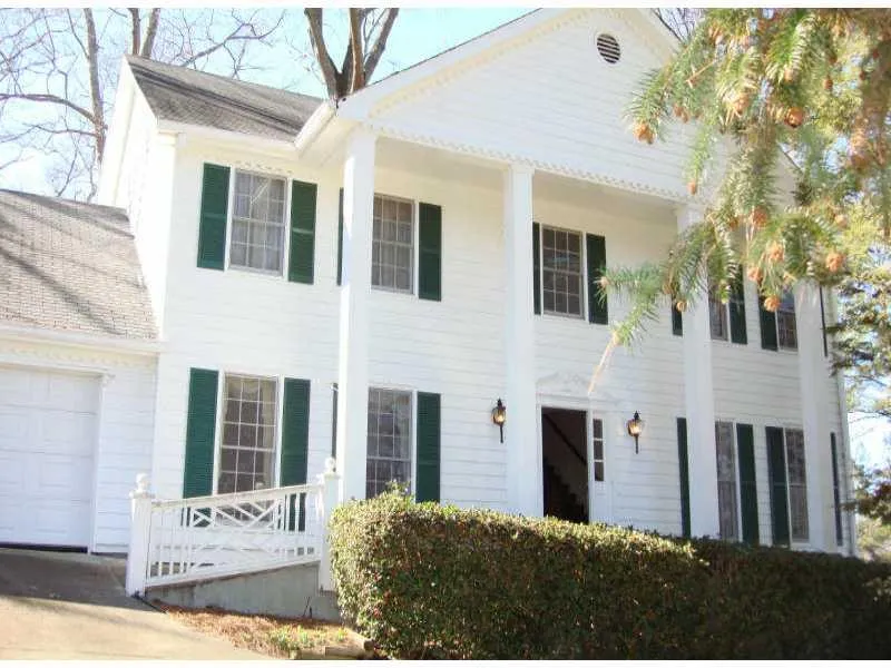 1075 Winding Creek Trail, Atlanta, Georgia 30328, 5 Bedrooms Bedrooms, ,3 BathroomsBathrooms,Residential,Sold,1075 Winding Creek Trail,4319222