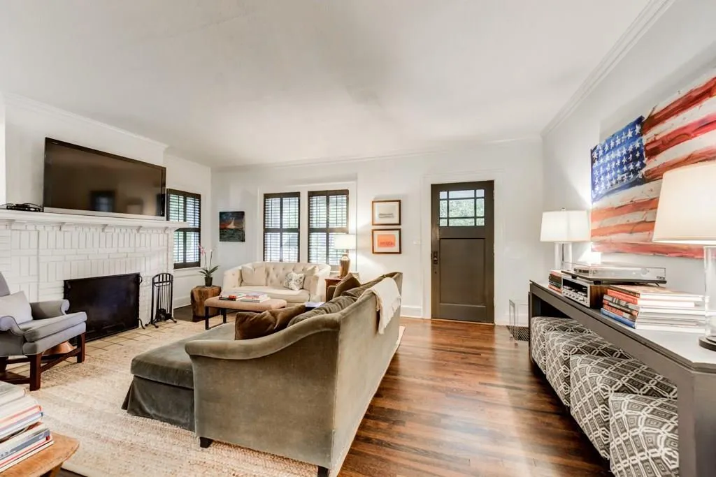 2064 Fairhaven Circle Ne, Atlanta, Georgia 30305, 3 Bedrooms Bedrooms, ,2 BathroomsBathrooms,Residential,Sold,2064 Fairhaven Circle Ne,6026896