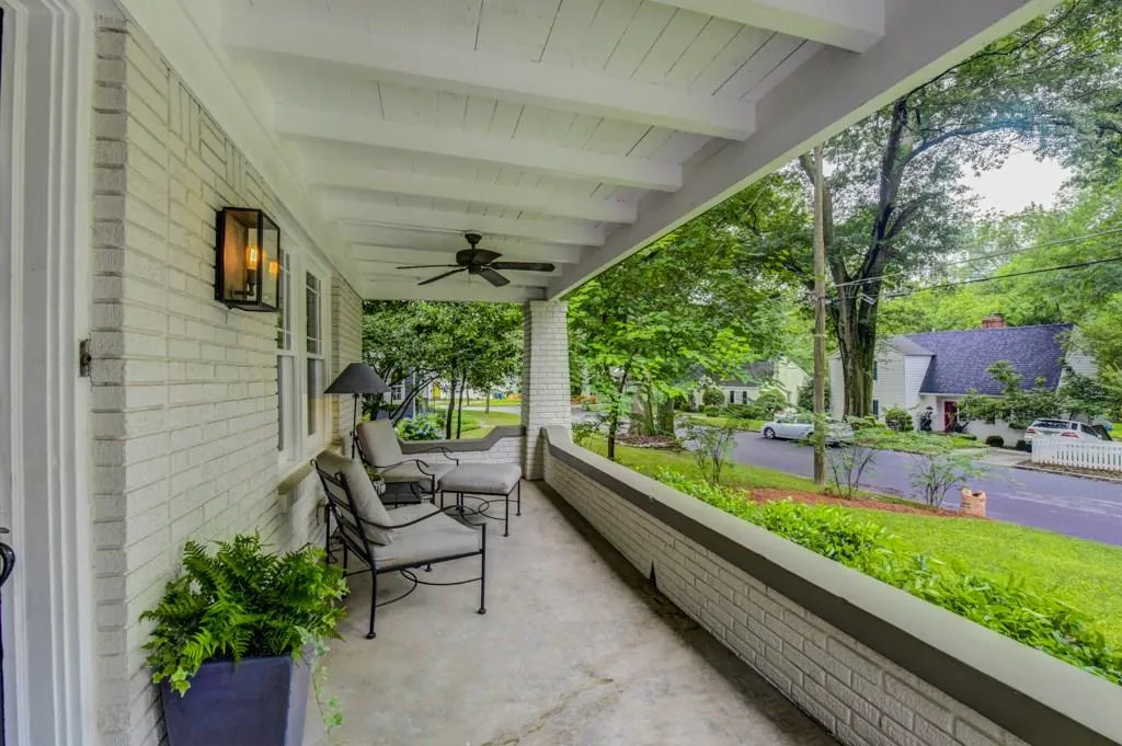 2064 Fairhaven Circle Ne, Atlanta, Georgia 30305, 3 Bedrooms Bedrooms, ,2 BathroomsBathrooms,Residential,Sold,2064 Fairhaven Circle Ne,6026896