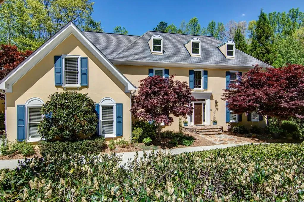 8450 Valemont Drive, Sandy Springs, Georgia 30350, 5 Bedrooms Bedrooms, ,4 BathroomsBathrooms,Residential,Sold,8450 Valemont Drive,6549736