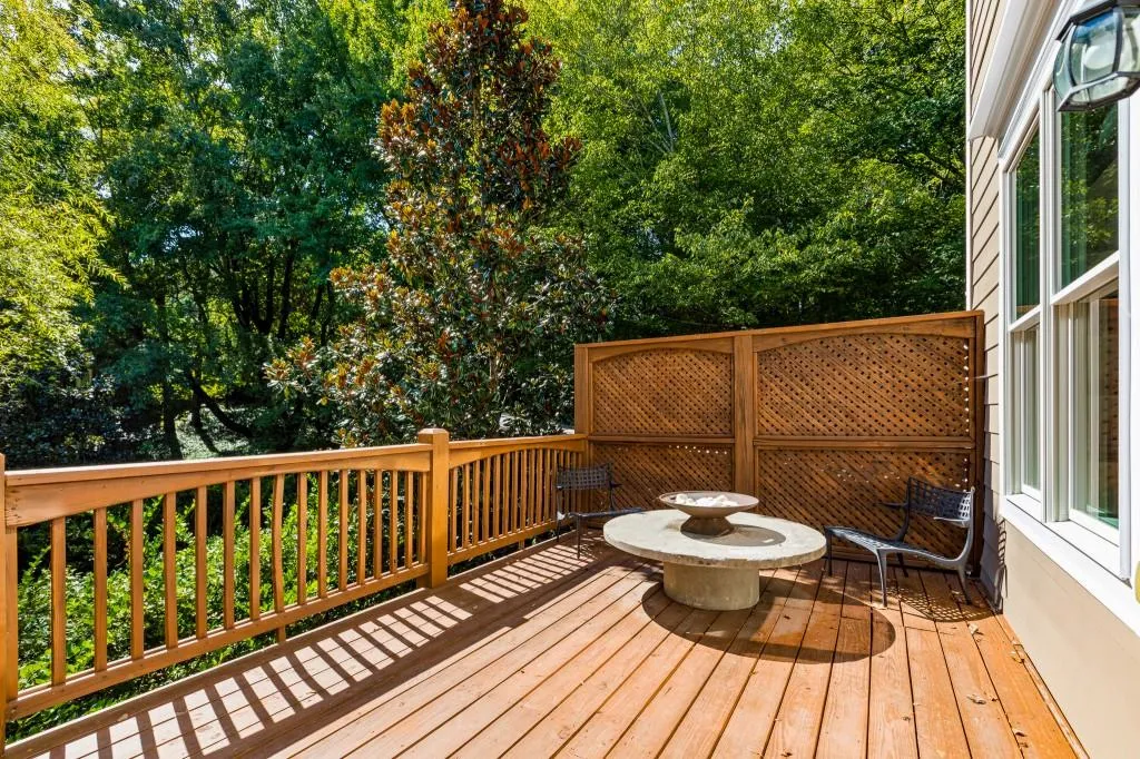 643 Royer Court, Sandy Springs, Georgia 30342, 4 Bedrooms Bedrooms, ,3 BathroomsBathrooms,Residential,Sold,643 Royer Court,6622468