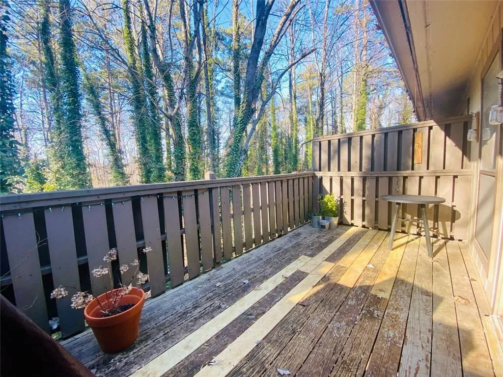 1702 Woodcliff Drive, Atlanta, Georgia 30350, 2 Bedrooms Bedrooms, ,2 BathroomsBathrooms,Residential,Sold,1702 Woodcliff Drive,6993810