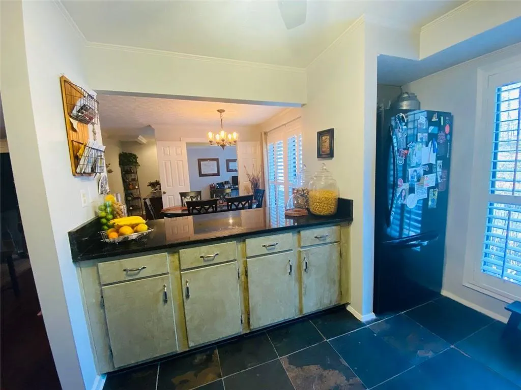 1702 Woodcliff Drive, Atlanta, Georgia 30350, 2 Bedrooms Bedrooms, ,2 BathroomsBathrooms,Residential,Sold,1702 Woodcliff Drive,6993810