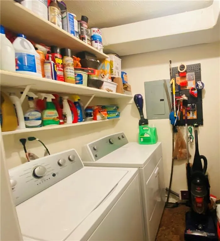 1702 Woodcliff Drive, Atlanta, Georgia 30350, 2 Bedrooms Bedrooms, ,2 BathroomsBathrooms,Residential,Sold,1702 Woodcliff Drive,6993810