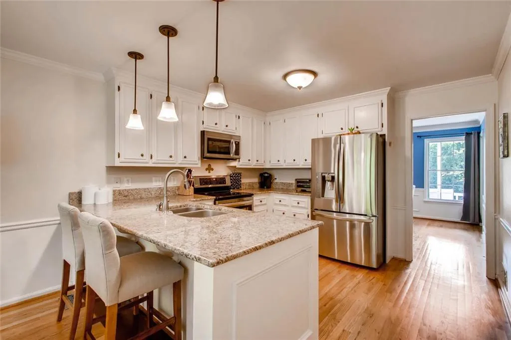 585 Calaveras Drive Ne, Sandy Springs, Georgia 30350, 4 Bedrooms Bedrooms, ,2 BathroomsBathrooms,Residential,Sold,585 Calaveras Drive Ne,6023685