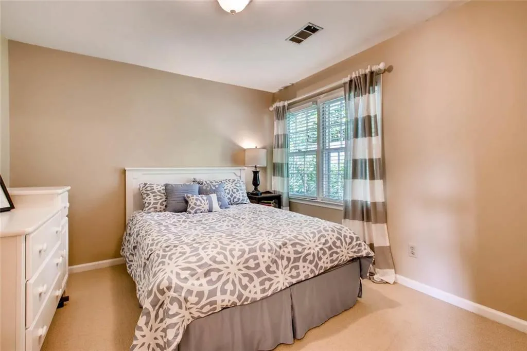 585 Calaveras Drive Ne, Sandy Springs, Georgia 30350, 4 Bedrooms Bedrooms, ,2 BathroomsBathrooms,Residential,Sold,585 Calaveras Drive Ne,6023685