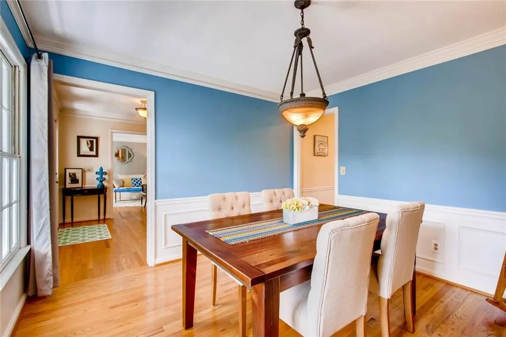 585 Calaveras Drive Ne, Sandy Springs, Georgia 30350, 4 Bedrooms Bedrooms, ,2 BathroomsBathrooms,Residential,Sold,585 Calaveras Drive Ne,6023685