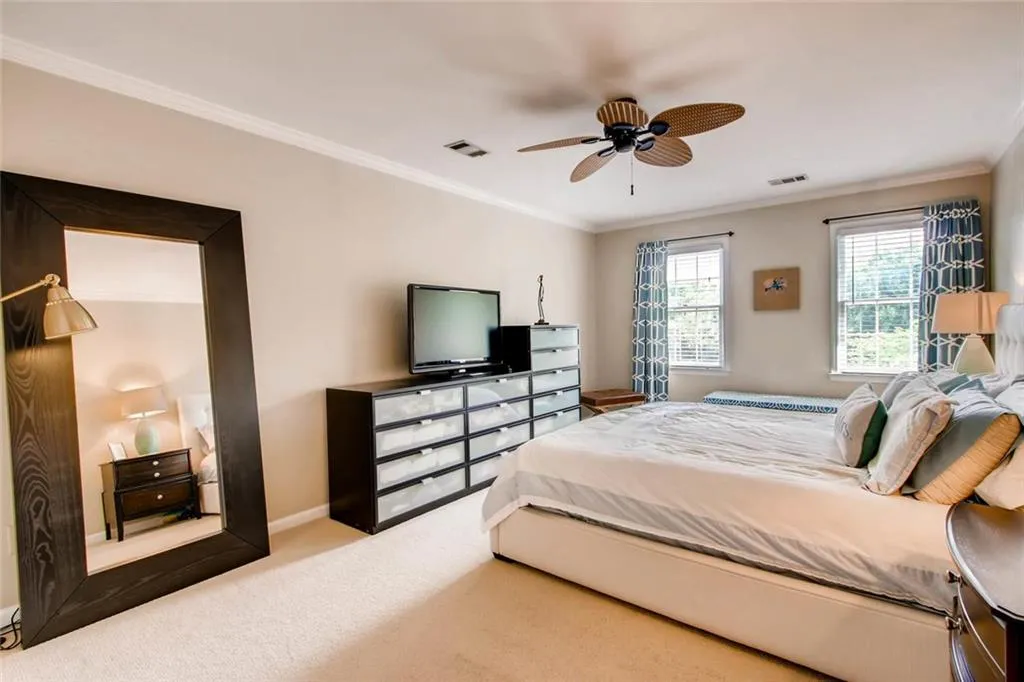 585 Calaveras Drive Ne, Sandy Springs, Georgia 30350, 4 Bedrooms Bedrooms, ,2 BathroomsBathrooms,Residential,Sold,585 Calaveras Drive Ne,6023685