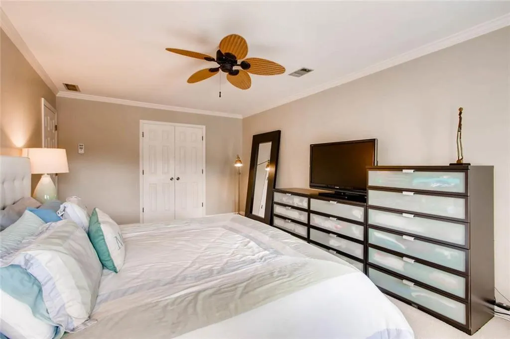 585 Calaveras Drive Ne, Sandy Springs, Georgia 30350, 4 Bedrooms Bedrooms, ,2 BathroomsBathrooms,Residential,Sold,585 Calaveras Drive Ne,6023685