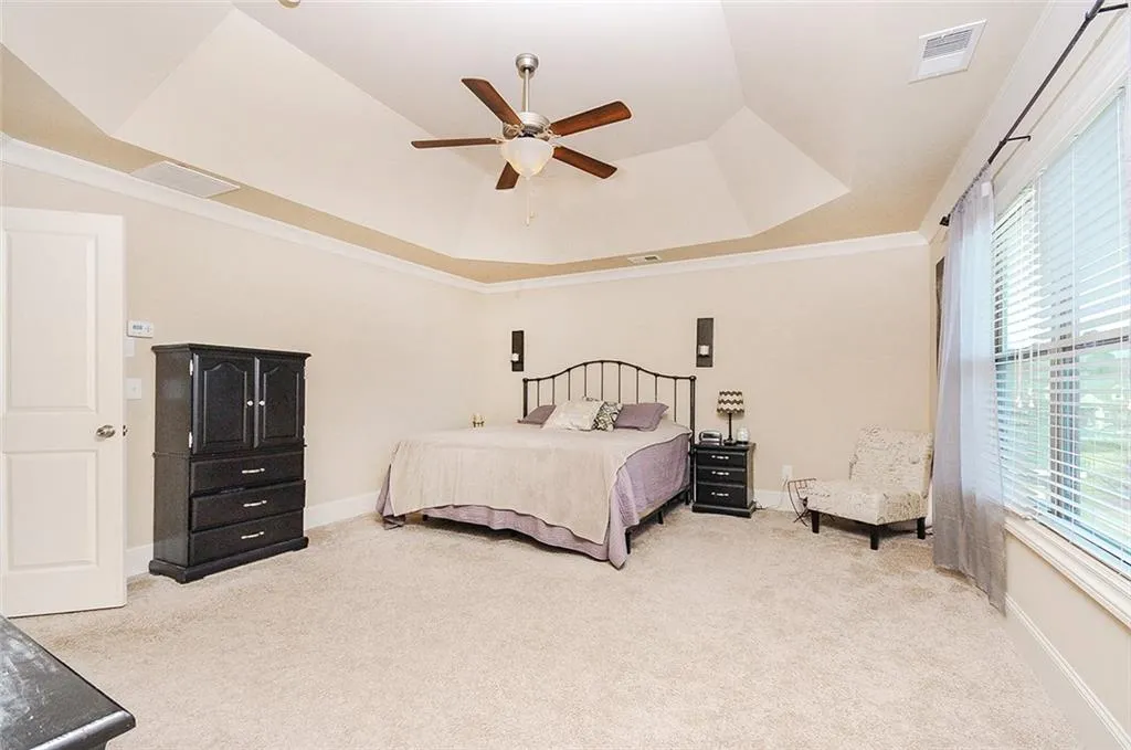 7645 Glisten Avenue, Atlanta, Georgia 30328, 4 Bedrooms Bedrooms, ,3 BathroomsBathrooms,Residential,Sold,7645 Glisten Avenue,6516218