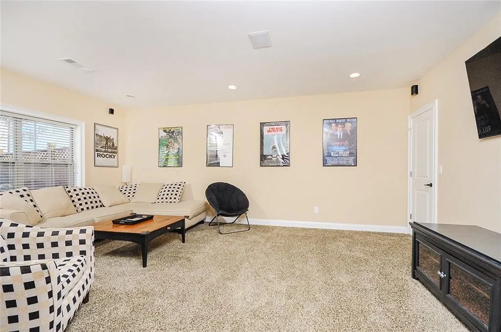 7645 Glisten Avenue, Atlanta, Georgia 30328, 4 Bedrooms Bedrooms, ,3 BathroomsBathrooms,Residential,Sold,7645 Glisten Avenue,6516218