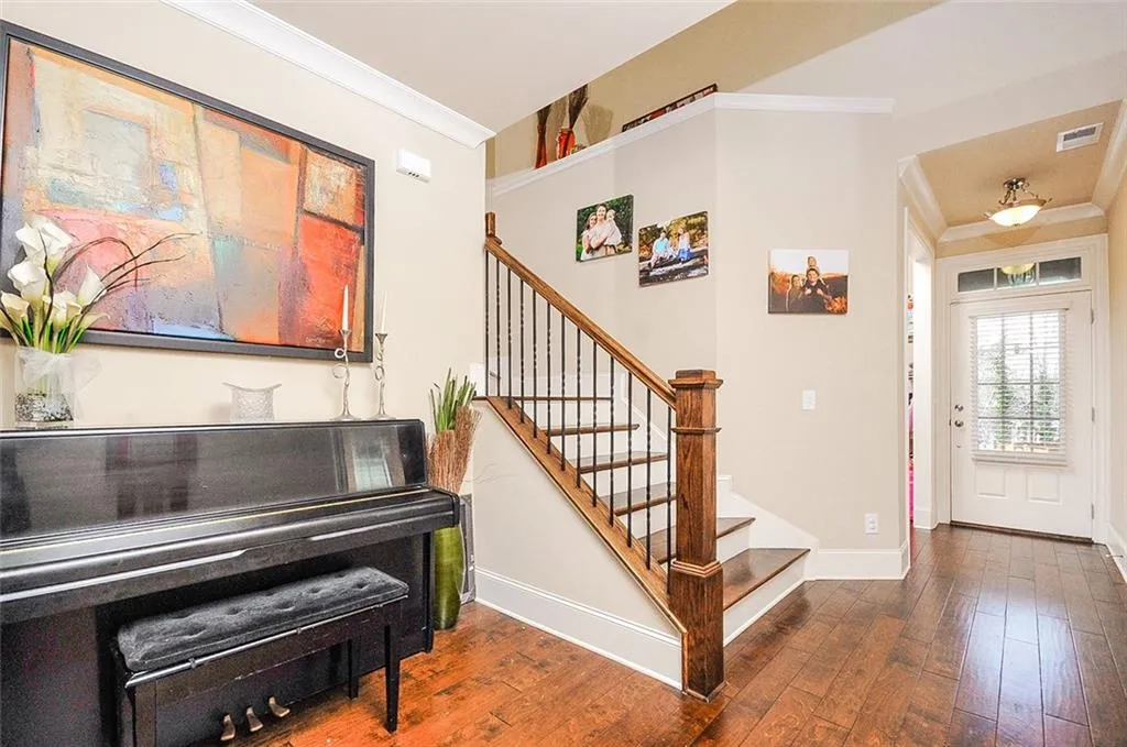 7645 Glisten Avenue, Atlanta, Georgia 30328, 4 Bedrooms Bedrooms, ,3 BathroomsBathrooms,Residential,Sold,7645 Glisten Avenue,6516218
