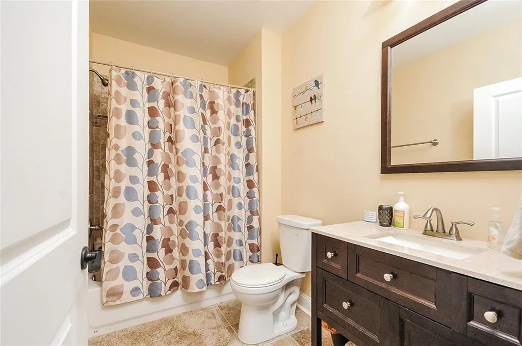 7645 Glisten Avenue, Atlanta, Georgia 30328, 4 Bedrooms Bedrooms, ,3 BathroomsBathrooms,Residential,Sold,7645 Glisten Avenue,6516218