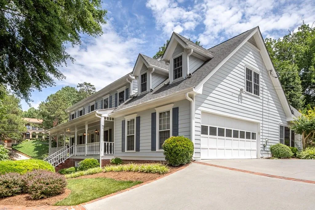 475 Hunters Crossing Drive, Sandy Springs, Georgia 30328, 4 Bedrooms Bedrooms, ,3 BathroomsBathrooms,Residential,Sold,475 Hunters Crossing Drive,6017863