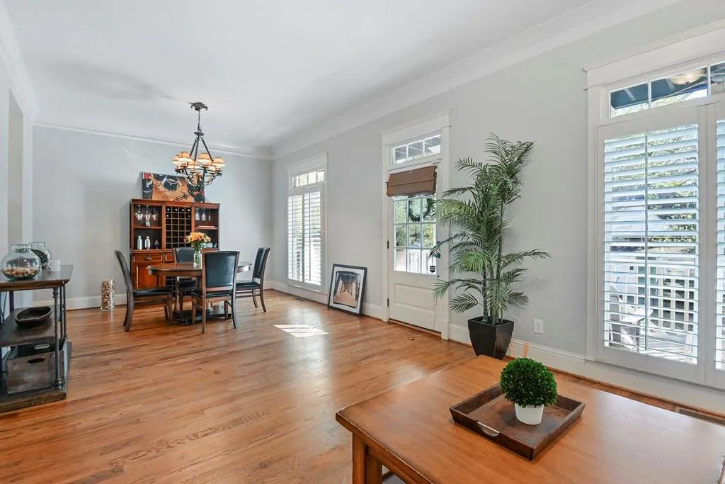 1050 Tumlin Street Nw, Atlanta, Georgia 30318, 3 Bedrooms Bedrooms, ,2 BathroomsBathrooms,Residential,Sold,1050 Tumlin Street Nw,6087161