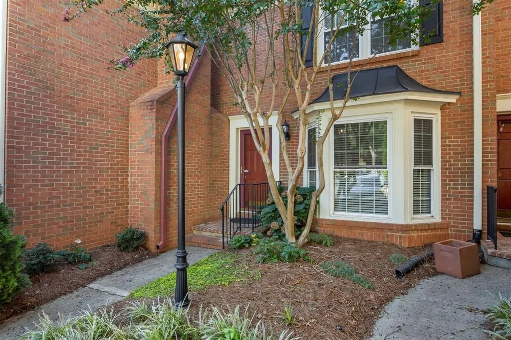 33 Mount Vernon Circle, Atlanta, Georgia 30338, 2 Bedrooms Bedrooms, ,2 BathroomsBathrooms,Residential,Sold,33 Mount Vernon Circle,6785098