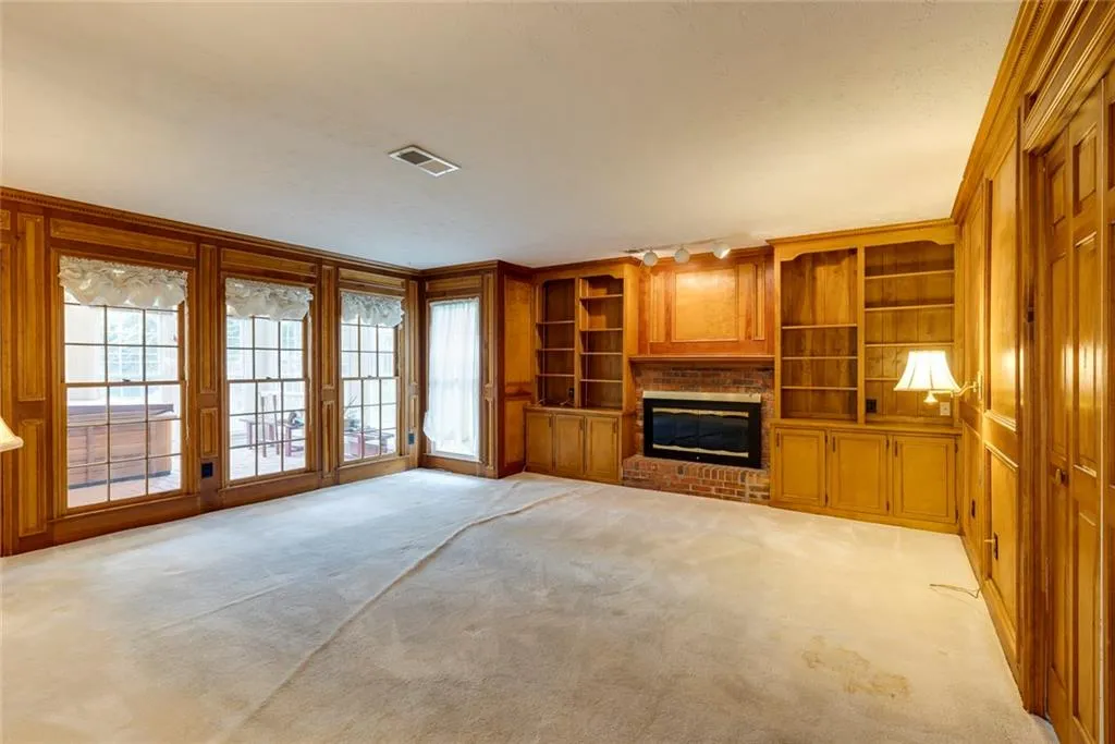 255 Zephyr Court, Atlanta, Georgia 30350, 4 Bedrooms Bedrooms, ,2 BathroomsBathrooms,Residential,Sold,255 Zephyr Court,7484958