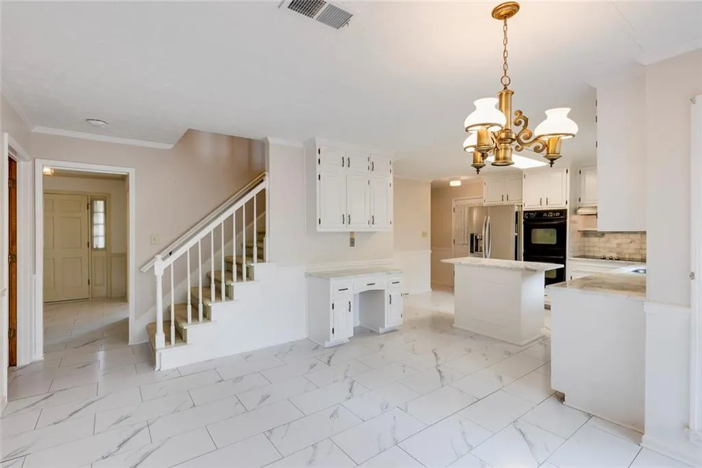 255 Zephyr Court, Atlanta, Georgia 30350, 4 Bedrooms Bedrooms, ,2 BathroomsBathrooms,Residential,Sold,255 Zephyr Court,7484958