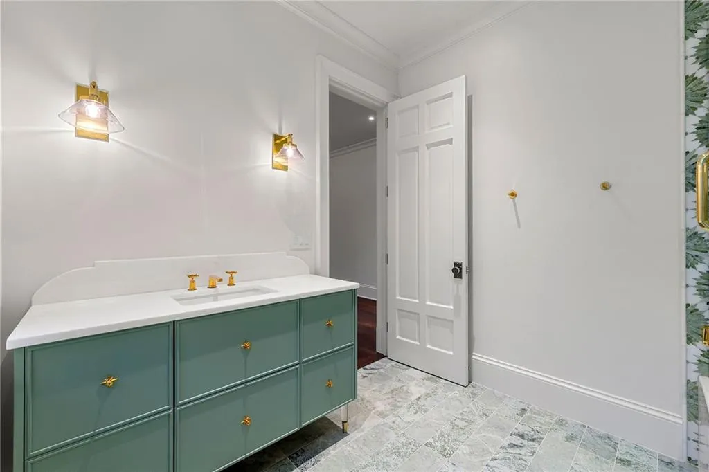 3488 Tuxedo Road Nw, Atlanta, Georgia 30305, 5 Bedrooms Bedrooms, ,6 BathroomsBathrooms,Residential,For Sale,3488 Tuxedo Road Nw,7488652