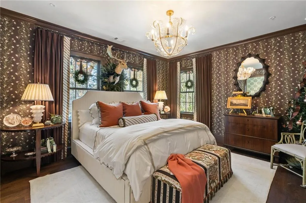 3488 Tuxedo Road Nw, Atlanta, Georgia 30305, 5 Bedrooms Bedrooms, ,6 BathroomsBathrooms,Residential,For Sale,3488 Tuxedo Road Nw,7488652