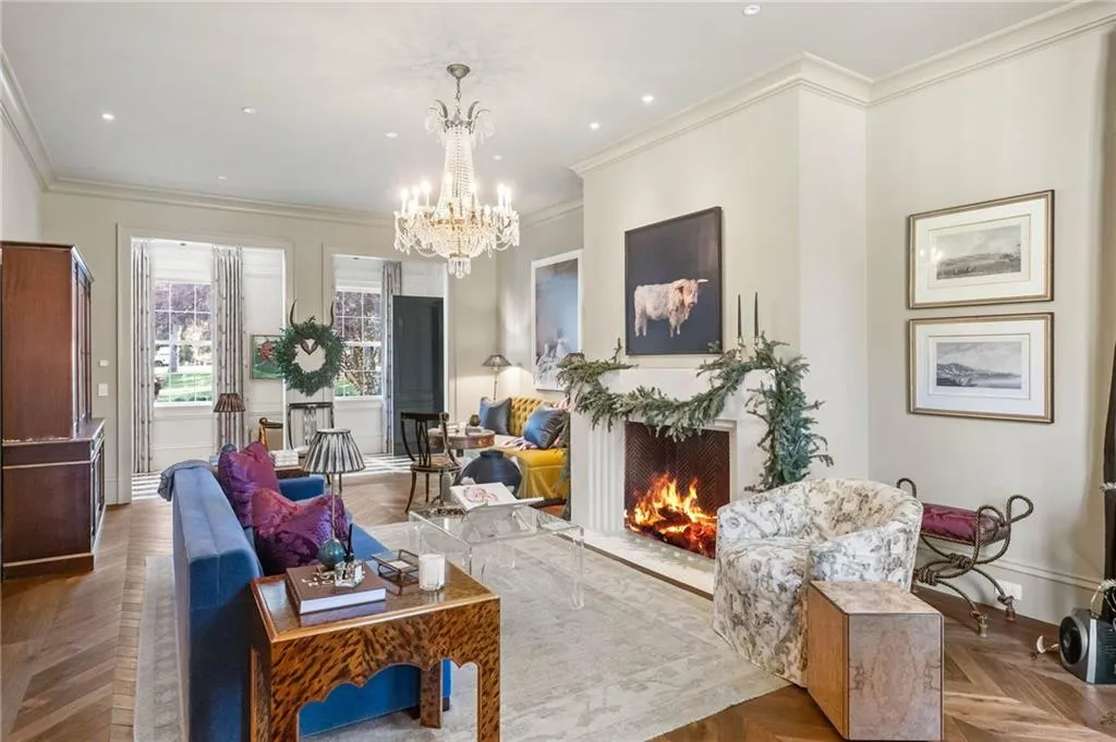 3488 Tuxedo Road Nw, Atlanta, Georgia 30305, 5 Bedrooms Bedrooms, ,6 BathroomsBathrooms,Residential,For Sale,3488 Tuxedo Road Nw,7488652