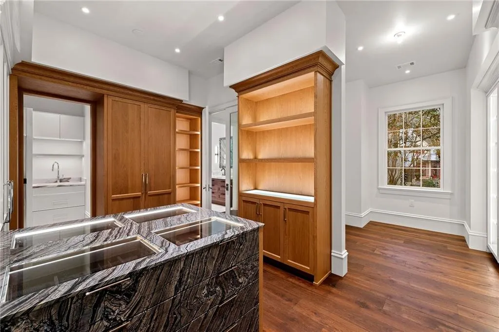 3488 Tuxedo Road Nw, Atlanta, Georgia 30305, 5 Bedrooms Bedrooms, ,6 BathroomsBathrooms,Residential,For Sale,3488 Tuxedo Road Nw,7488652